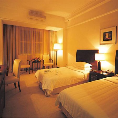 Clifford Golden Lake Hotel Foshan Cameră foto