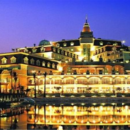 Clifford Golden Lake Hotel Foshan Exterior foto